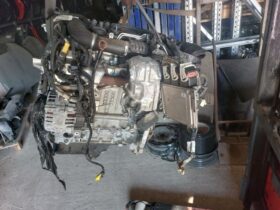 PEUGEOT Komplett Motor (Segédberendezésekkel)