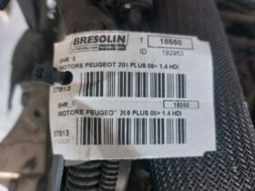 PEUGEOT Komplett Motor (Segédberendezésekkel)