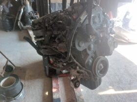 PEUGEOT Komplett Motor (Segédberendezésekkel)