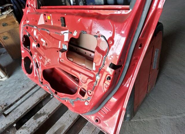 
								SUZUKI Jobb első Ajtó (Üres lemez) full									