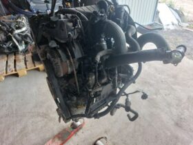 PEUGEOT Komplett Motor (Segédberendezésekkel)