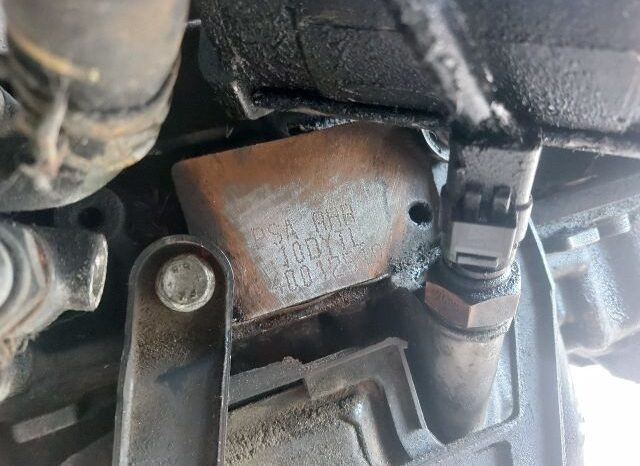 
								PEUGEOT Komplett Motor (Segédberendezésekkel) full									