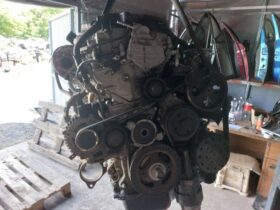 TOYOTA Komplett Motor (Segédberendezésekkel)