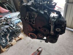 
										RENAULT Komplett Motor (Segédberendezésekkel) full									