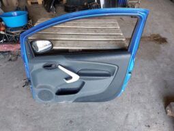 
										FORD Jobb első Ajtó (Részeivel) full									