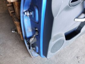 FORD Jobb első Ajtó (Részeivel)