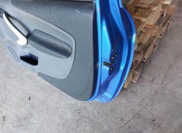 
								FORD Jobb első Ajtó (Részeivel) full									