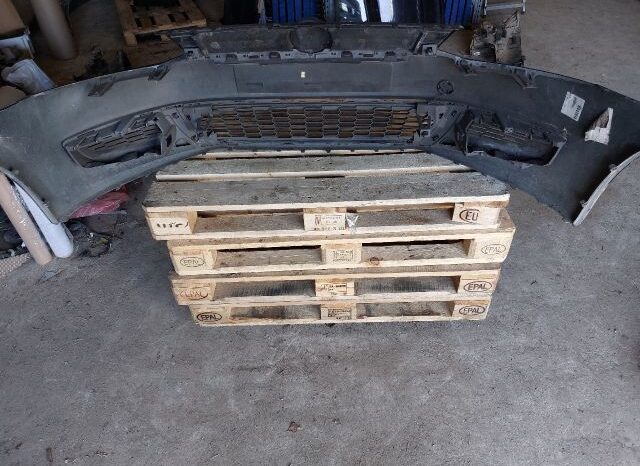 
								VW Első Lökhárító (Részeivel) full									