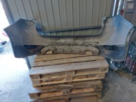 FORD Hátsó Lökhárító (Részeivel)