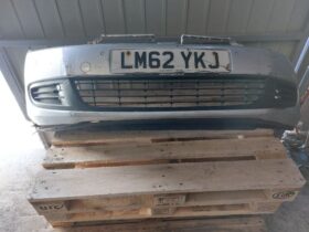 VW Első Lökhárító (Részeivel)