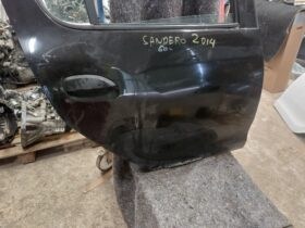 DACIA Jobb hátsó Ajtó (Részeivel)