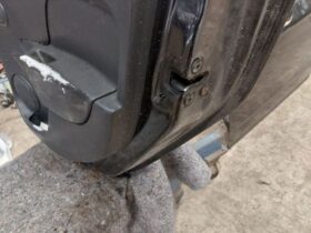 DACIA Jobb hátsó Ajtó (Részeivel)