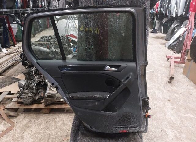 
								VW Bal hátsó Ajtó (Részeivel) full									