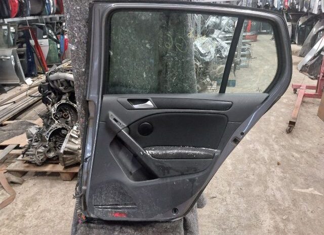 
								VW Jobb hátsó Ajtó (Részeivel) full									