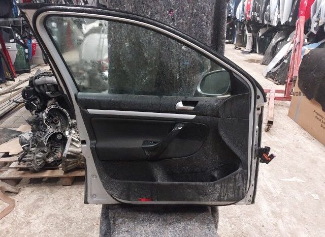 
								VW Bal első Ajtó (Részeivel) full									