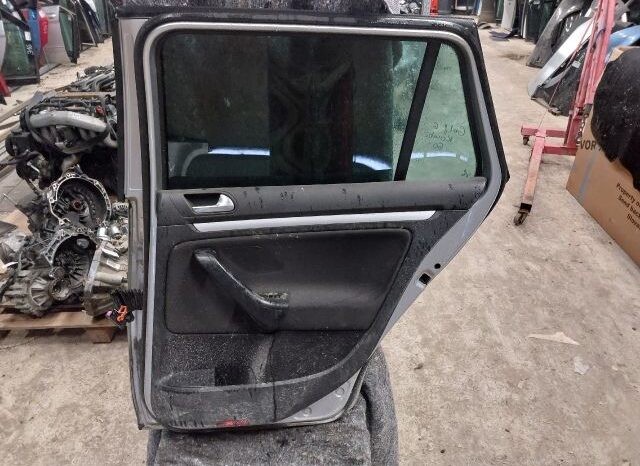 
								VW Jobb hátsó Ajtó (Részeivel) full									