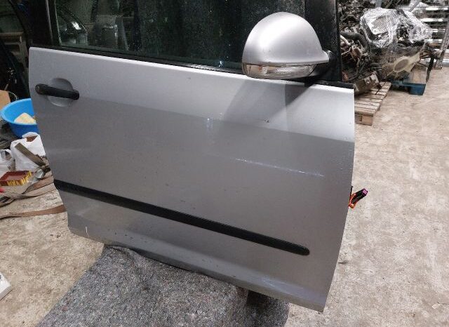 
								VW Jobb első Ajtó (Részeivel) full									