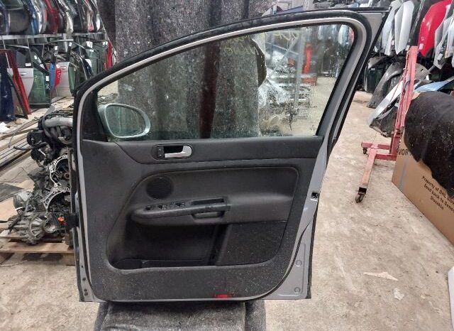 
								VW Jobb első Ajtó (Részeivel) full									