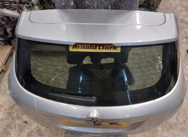 
								OPEL Csomagtérajtó (Részeivel) full									