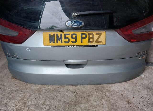 
								FORD Csomagtérajtó (Részeivel) full									