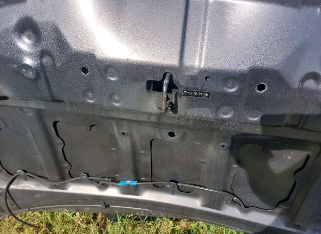 
								TOYOTA Motorháztető full									