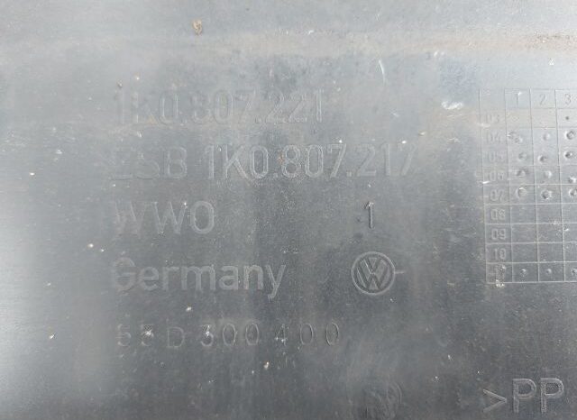 
								VW Első Lökhárító (Részeivel) full									