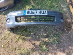 NISSAN Első Lökhárító (Részeivel)