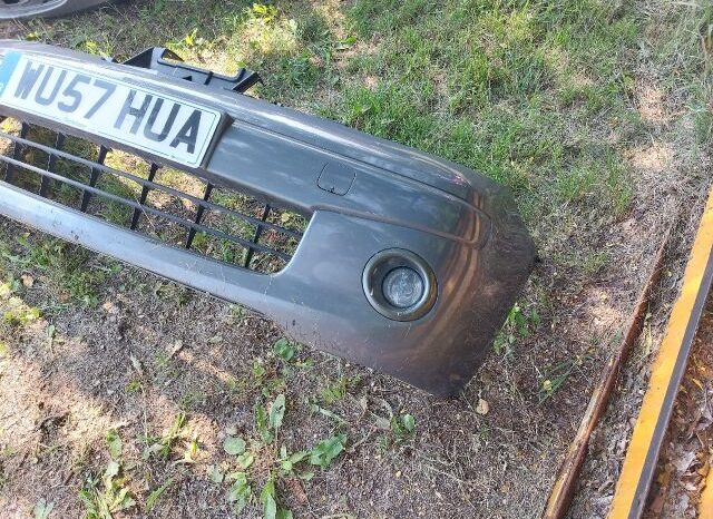 
								NISSAN Első Lökhárító (Részeivel) full									