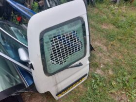 PEUGEOT Bal Csomagtérajtó (Részeivel)