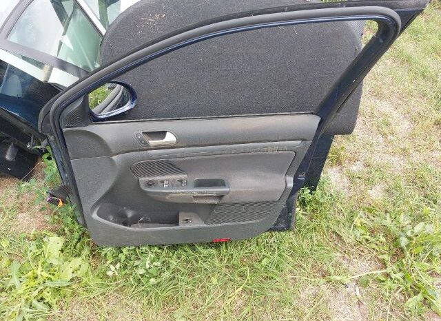 
								VW Jobb első Ajtó (Részeivel) full									