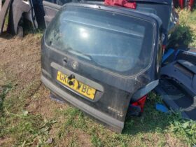 OPEL Csomagtérajtó (Részeivel)