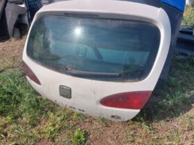 SEAT Csomagtérajtó (Részeivel)