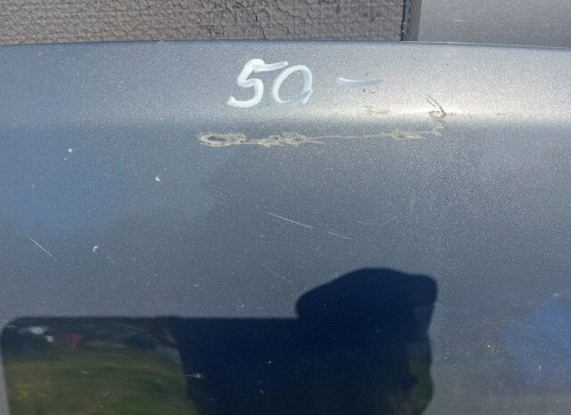 
								NISSAN Motorháztető full									