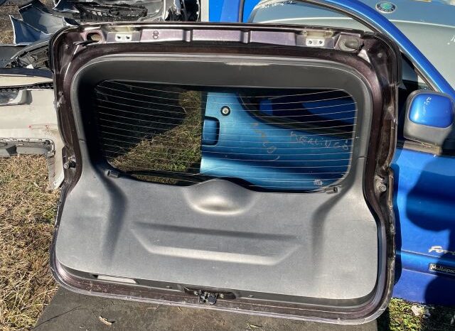
								NISSAN Csomagtérajtó (Részeivel) full									