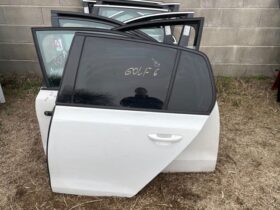 VW Bal hátsó Ajtó (Részeivel)