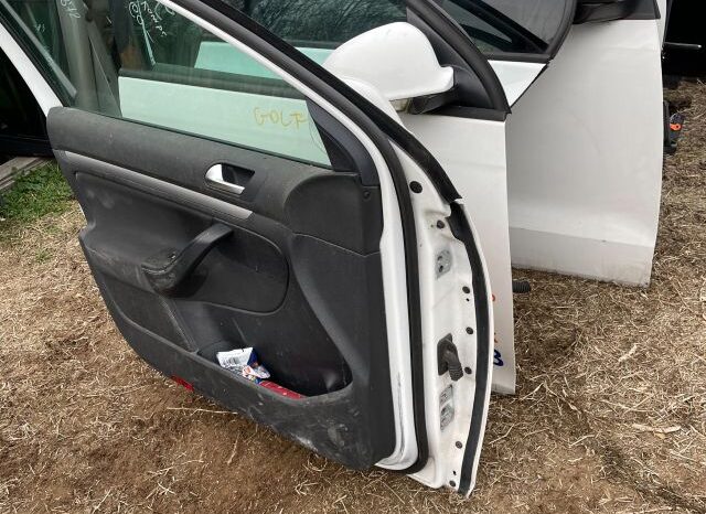 
								VW Bal első Ajtó (Részeivel) full									