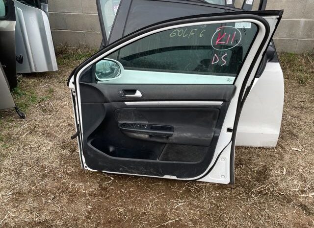 
								VW Jobb első Ajtó (Részeivel) full									