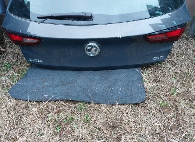 
								OPEL Csomagtérajtó (Részeivel) full									