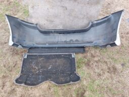 
										TOYOTA Hátsó Lökhárító (Részeivel) full									