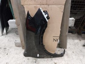 NISSAN Jobb első Sárvédő