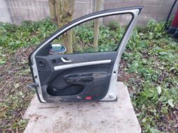 
										SKODA Jobb első Ajtó (Részeivel) full									