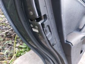 TOYOTA Bal hátsó Ajtó (Részeivel)
