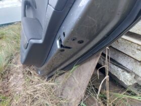 VW Jobb hátsó Ajtó (Részeivel)