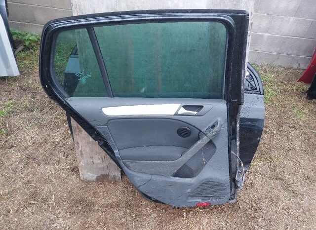 
								VW Bal hátsó Ajtó (Részeivel) full									
