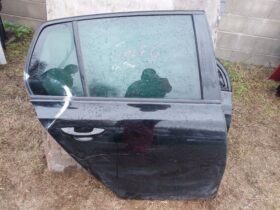 VW Jobb hátsó Ajtó (Részeivel)