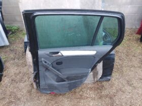 VW Jobb hátsó Ajtó (Részeivel)