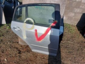 VW Jobb hátsó Ajtó (Részeivel)