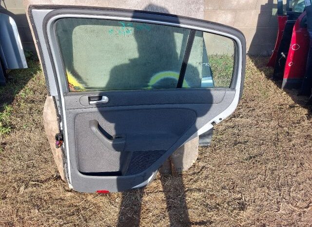 
								VW Jobb hátsó Ajtó (Részeivel) full									
