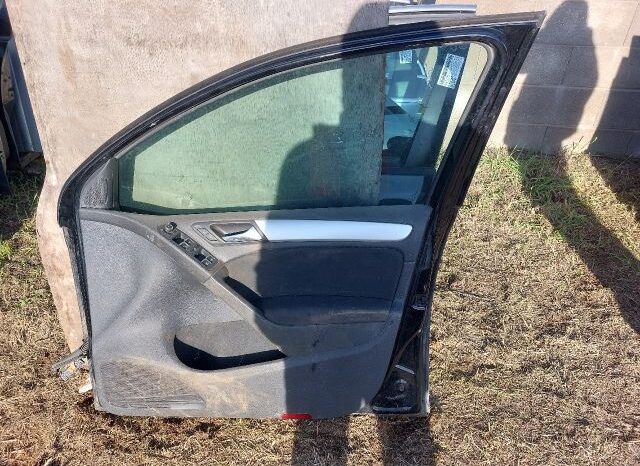 
								VW Jobb első Ajtó (Részeivel) full									