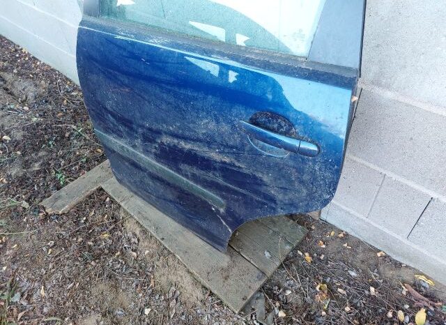 
								VW Bal hátsó Ajtó (Részeivel) full									